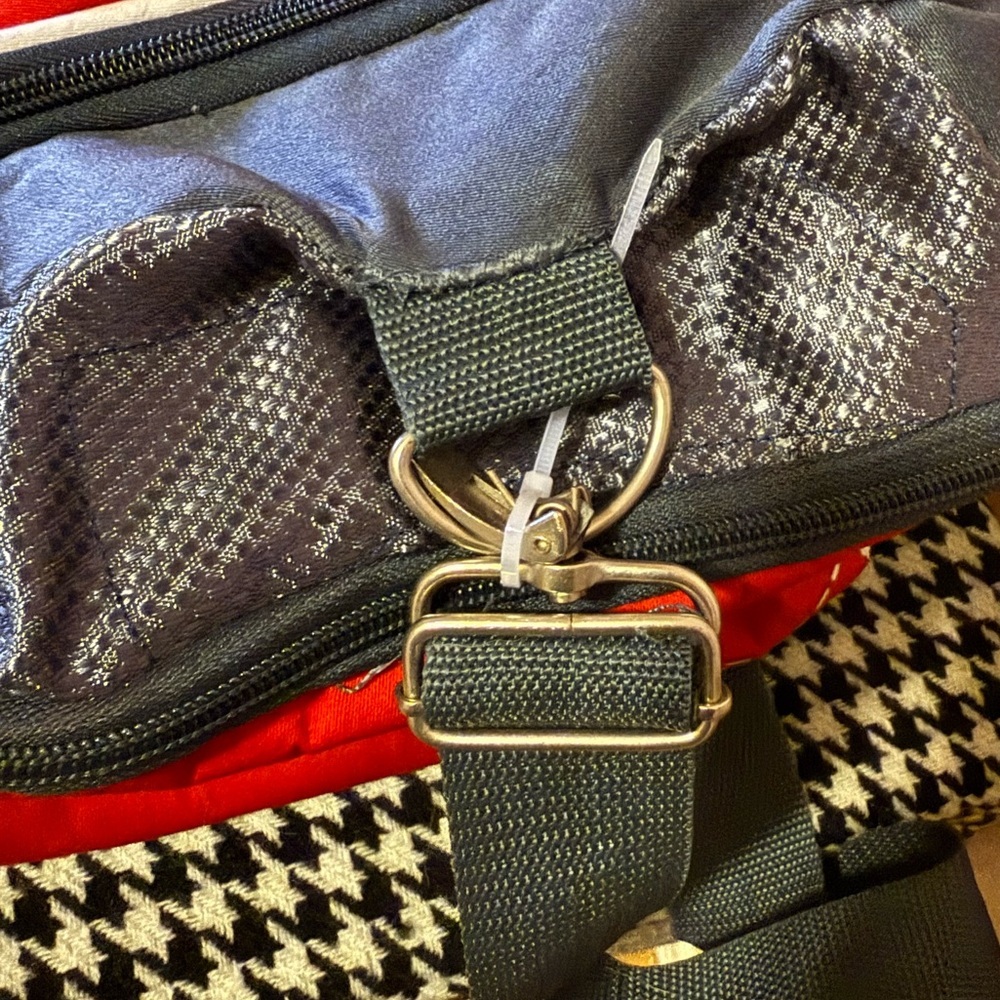 Wilson Red and Black Athletic Bag - Picture 6 of 6
